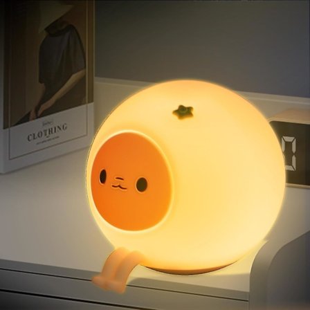 Söt barnnattlampa, uppladdningsbar silikonlampa för barnrum med justerbar ljusstyrka