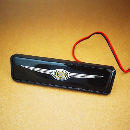 Chrysler Logolius LED-logotarra Grillivalo Chrysler 300C 200 Sebring Lancia Thema - Täydellinen erikois-LED-grillin koristevalo - max