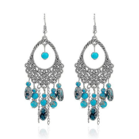 Örhängen med ihåliga pärlor, fransar, geometrisk oval form, öronkrokar