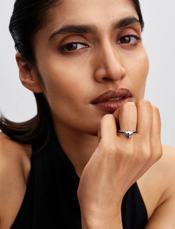 Pandora Marvel Black Panther Sterling Silver Ring With Black Crystal And Black Enamel - Silver - 50