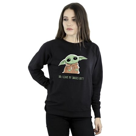 Star Wars Dam/Damer The Mandalorian Grogu Snacks Meme Sweatshirt