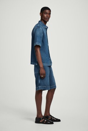 COS Men's Camicia In Denim Leggero A Maniche Corte in Blu