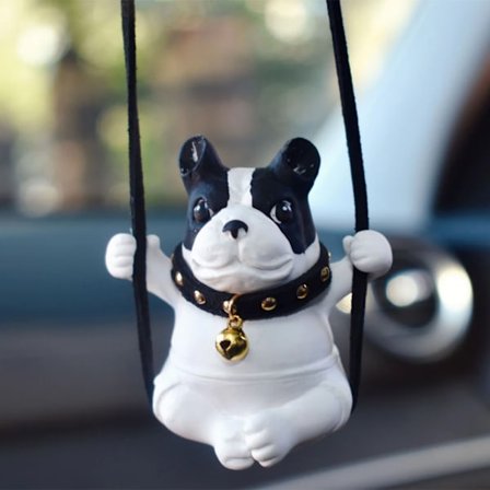 Nya Söta Anime Resin Hund Bil Tillbehör Gungande Bulldog Hänge Bil Ornament Backspegel Födelsedagspresent Par Tillbehör~03601