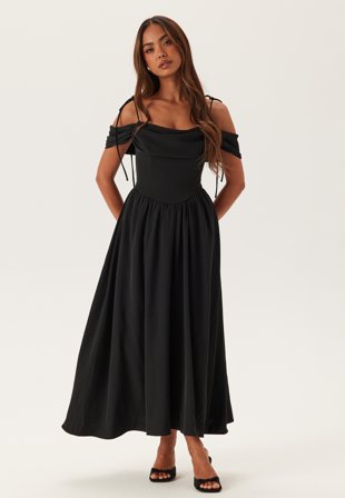 Bubbleroom Occasion Draped Off Shoulder Corset Midi Dress Klær