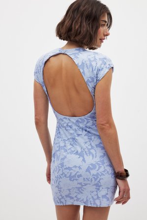 NA-KD - Minikjole med åpen rygg - Kjoler - Blå - S