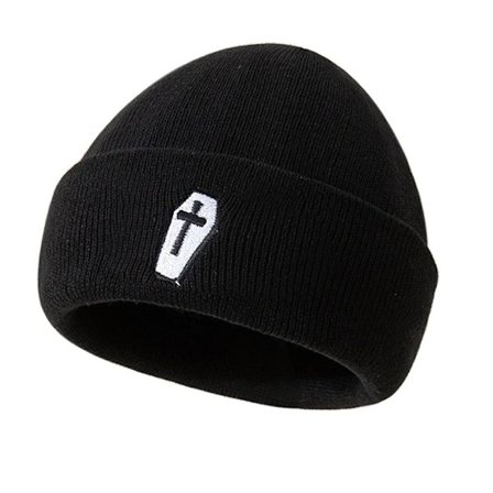 Stickad mössa yllemössa C C