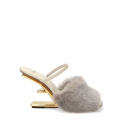 Fendi Flat Sandaler Grå, Dame Stiletter, Størrelse: 41 EU