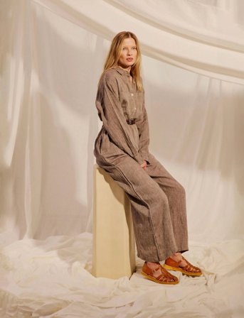 ANGULUS Sandals - Flat - Closed Toe - Brown - 38.5