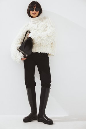 Premium Selection - Knehøye elastiske støvler i skinn - Boots - Svart - EU 40