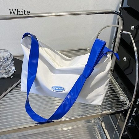 Axelväska Messenger Bag VIT