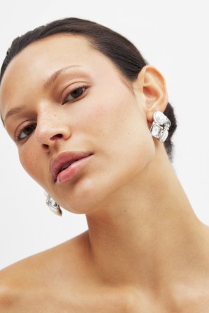 NA-KD Ohrringe mit eckigen Perlensteinen - Schmuck - Silber - One Size