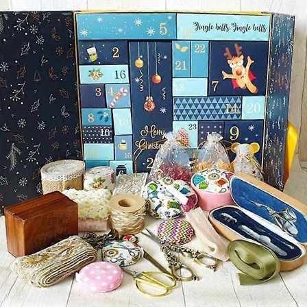 Joulukalenteri 2025 - Ompelutarvikkeet, 24 päivää yllätyksiä, Joulun odotus -kalenteri, Salaperäisiä lahjoja