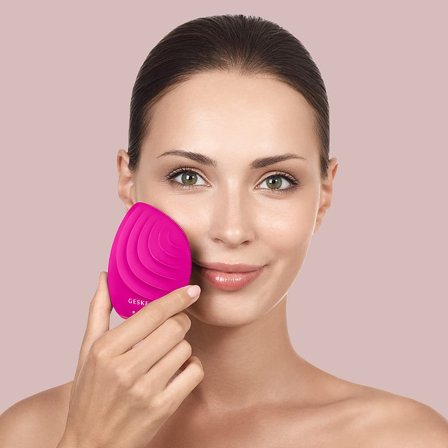 GESKE Sonic Facial Brush 5 in 1 Magenta, Skincare, Tilbehør Til Ansigtsrens, Rensebørster