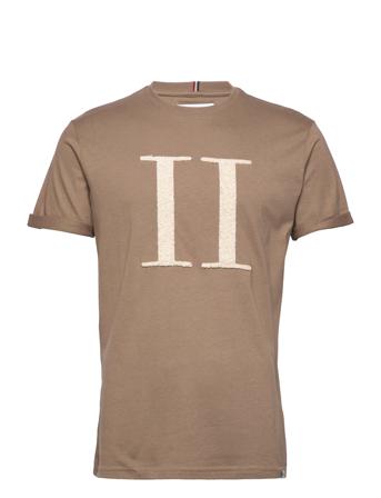 Encore Bouclé T-Shirt Beige Les Deux