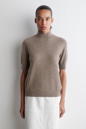 COS Women's Cashmere Mock Neck T-Shirt in Beige