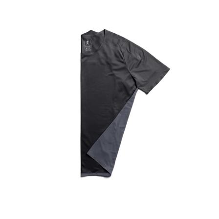On Men's Performance-Tee Men short-sleeved sweaters Black M