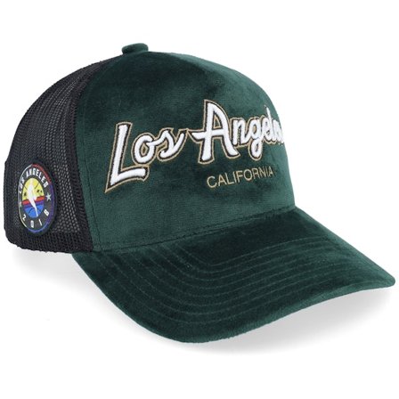 Mitchell & Ness - NBA Groen trucker Cap - Hatstore Exclusive x Los Angeles Lakers Script Velvet Dark Green/Black Trucker @ Hatstore