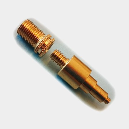 Adaptador de válvula para defensa de escalón Majoni