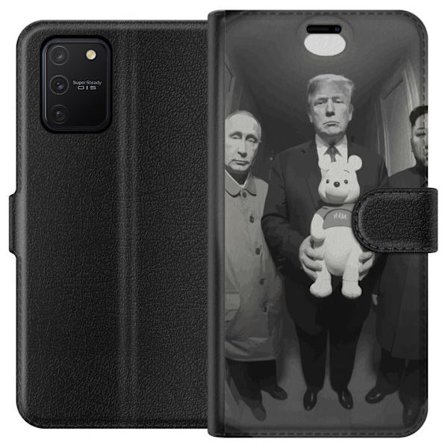 Yhteensopiva Lompakkokotelo Samsung Samsung Galaxy S10 Lite Mustavalkoinen taideteos surrealistisella poliittisella symboliikalla ja odottamattomalla