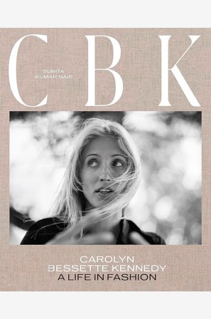New Mags - Coffee Table Book - Cbk: Carolyn Bessette Kennedy : A Life In Fashion - Beige - Coffee table books - Från Homeroom
