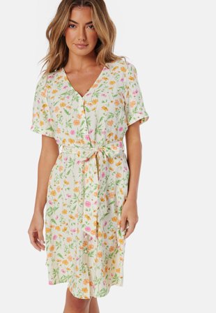 Object Collectors Item - Objlorena New S/S SHORT DRESS - Sandshell Aop:flower - Kläder - - Bubbleroom