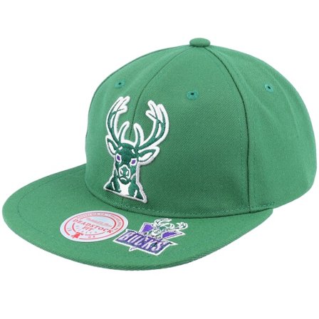 Mitchell & Ness - NBA Groen snapback Cap - Milwaukee Bucks Dead Remix Deadstock Green Snapback @ Hatstore