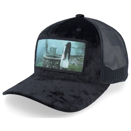 Scenes - Black trucker Czapka Z Daszkiem - Sammy Horror Ring Velvet Black/Black A-frame Trucker @ Hatstore