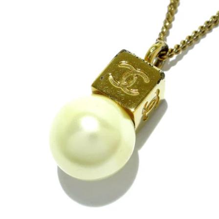 Chanel Vintage Pre-owned Metal halskaeder Gul, Dame Vintage Smykker, Størrelse: ONE Size