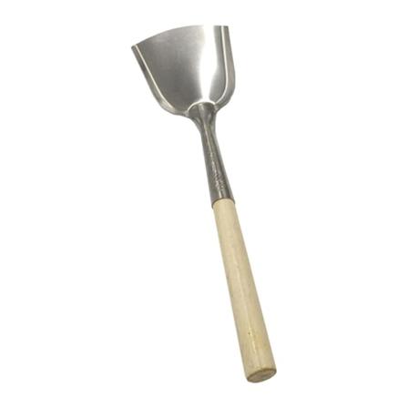Tulisijan luuta, puinen kahva, ergonomia, ruostumaton teräs, lämmönkestävä