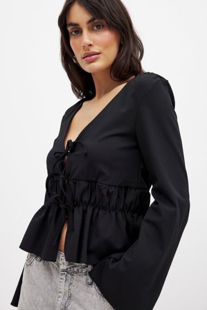 NA-KD Front Tie Top - Bluser - Sort - XS