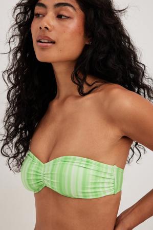 Widya Soraya x NA-KD Haut de bikini bandeau à rayures - Bikinis - Vert,Stripe - Large