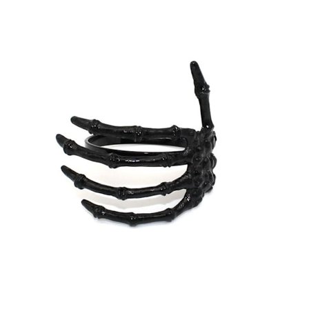 Lautasliinarenkaat ruokapöydän kattaus MUSTA