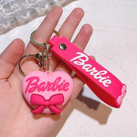 Flickor Barbie Nyckelringar Rosa Barbie Kärlekshjärta Tecknade figurer Docka Modell Leksaker Väska Hänge Prydnader Bilnyckelring Tillbehör Present 