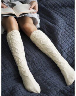 Strikkeoppskrift Knestrømper - Novita