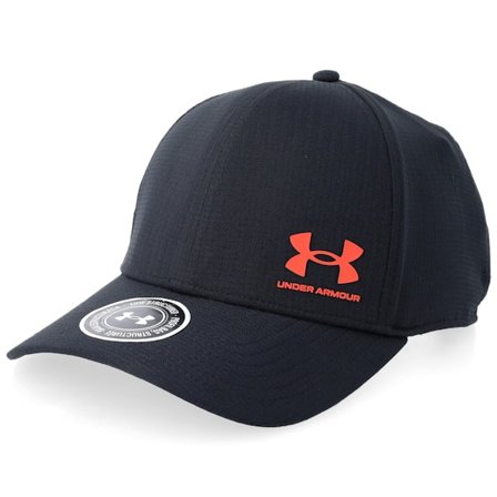Under Armour - Zwart adjustable Cap - Velcro Low Black Adjustable @ Hatstore