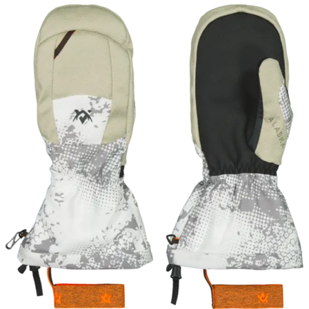 Alaska 1795 Tundra Mitten Blur Snow