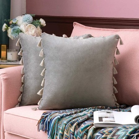 2-pack sammetskuddar med fransar (grå, 20 x 20 tum)