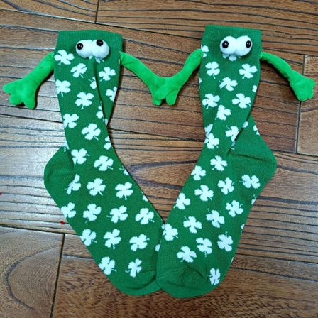 Roligt par som håller strumpor som håller händerna Strumpa STYLE 5 STYLE 5