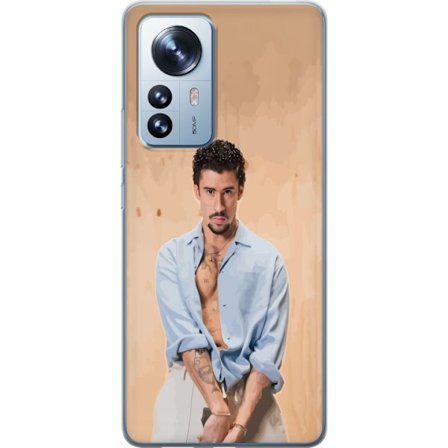 Yhteensopiva Puhelinkuori Xiaomi 12 Pro Bad Bunny Super Bowl-inspiroima grafiikka, jossa NFL-trofe ja San Franciscon silta urheilusuunnittelussa