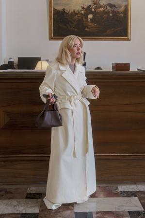 Laura Jade Stone x NA-KD Manteau long à épaulettes - Manteaux - OffBlanc - EU 34