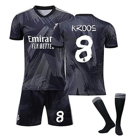 Real Madrid CF 22-23 Modeller med samme mærke Jersey KROOS Nr 8 Fodboldtrøje sæt