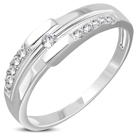 Glittrande Silver Ring med Klara Cubic Zirconia Kristaller - Silverpläterad - Stl 16,51