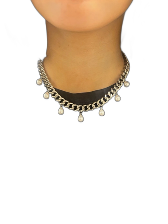 Silvrigt 9mm bred halsband med pärlor