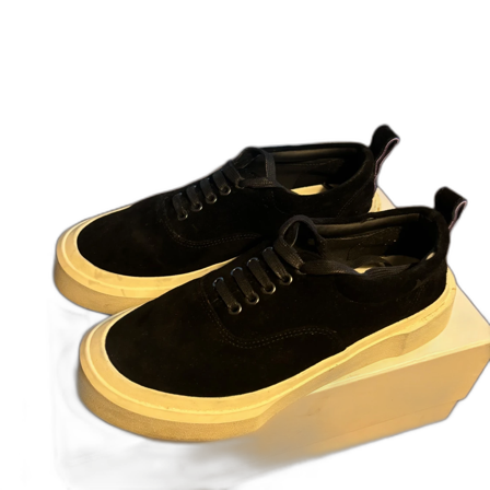 Svarta sneakers från Eytys