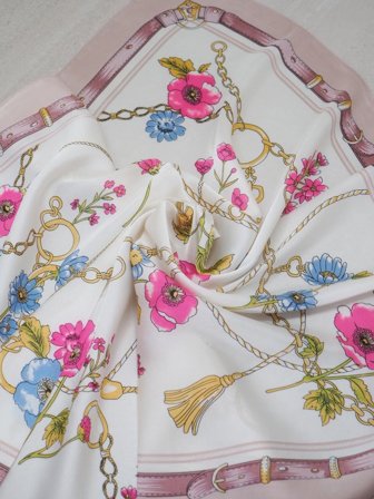 7Days Satengskjerf Rosa/Hvit 70x70