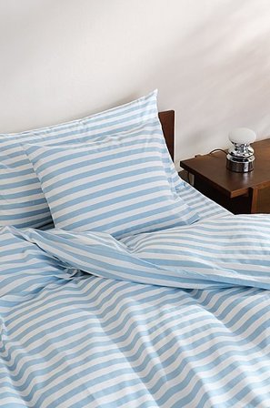 Jotex - Påslakanset Enkelsäng Himmelsblå/vit KAYO - Köp Enkelsäng hos Jotex