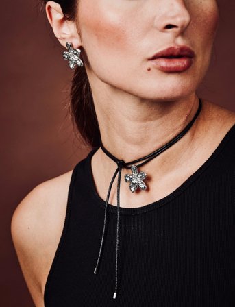 Bud to rose Senna Cord Necklace Silver - Silver - ONE SIZE