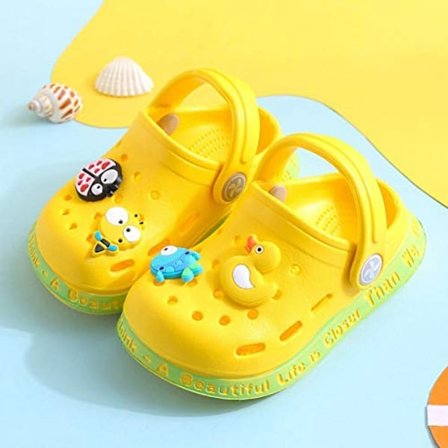 Barn Clogs Pojkar Flickor Söta Cartoon Toddler Sandaler Barn Tofflor ----- Gul (Storlek 22-23)