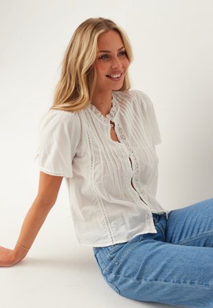 BUBBLEROOM - Pleated Detail Blouse - White