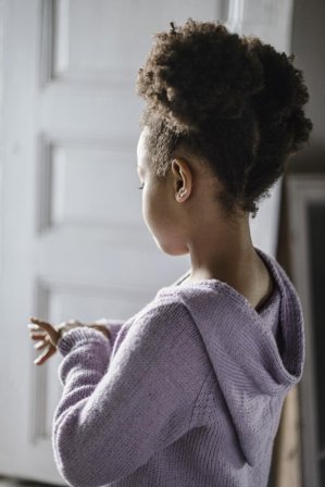 Mummi Strikkepakke Hettegenser "Usynlig-Barn" Lilla str.104-122